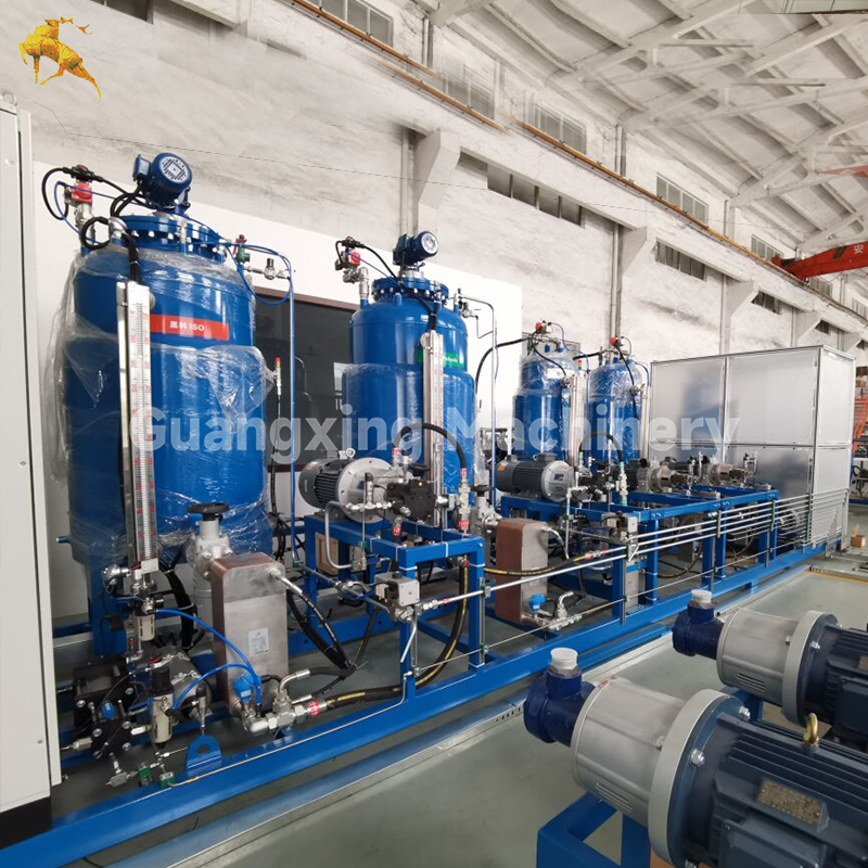 PU / PIR Foaming Machine